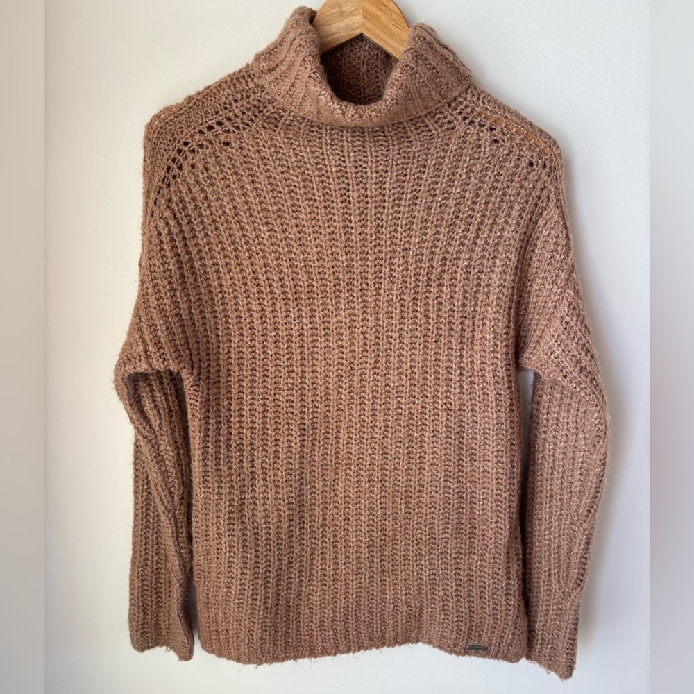Abercrombie & Fitch Tan Turtleneck Sweater wool blend. XS
